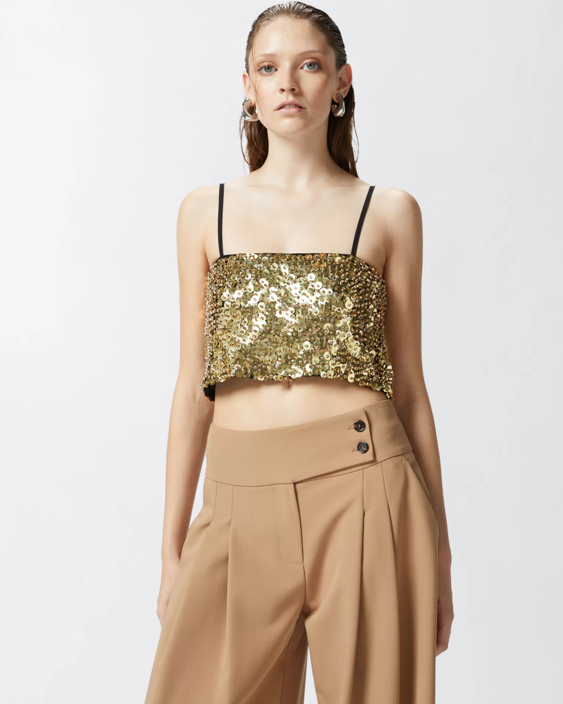 PINKO Topy | Podkoszulek crop top ze złotymi cekinami ZŁOTY/KRYSZTAŁOWY